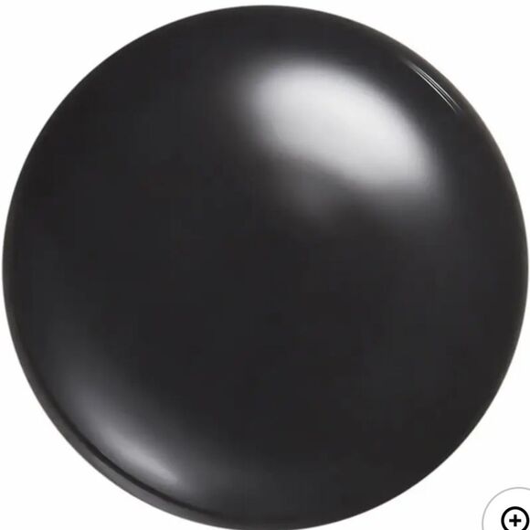 Revolution Beauty Onyx Primer Blurring & Mattifying Black Gel Primer - Picture 8 of 9